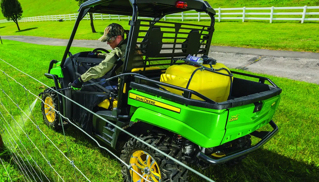 2021-john-deere-gator--xuv590e-1