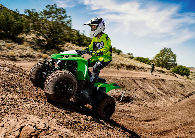 2021-kawasaki-kfx--90-1