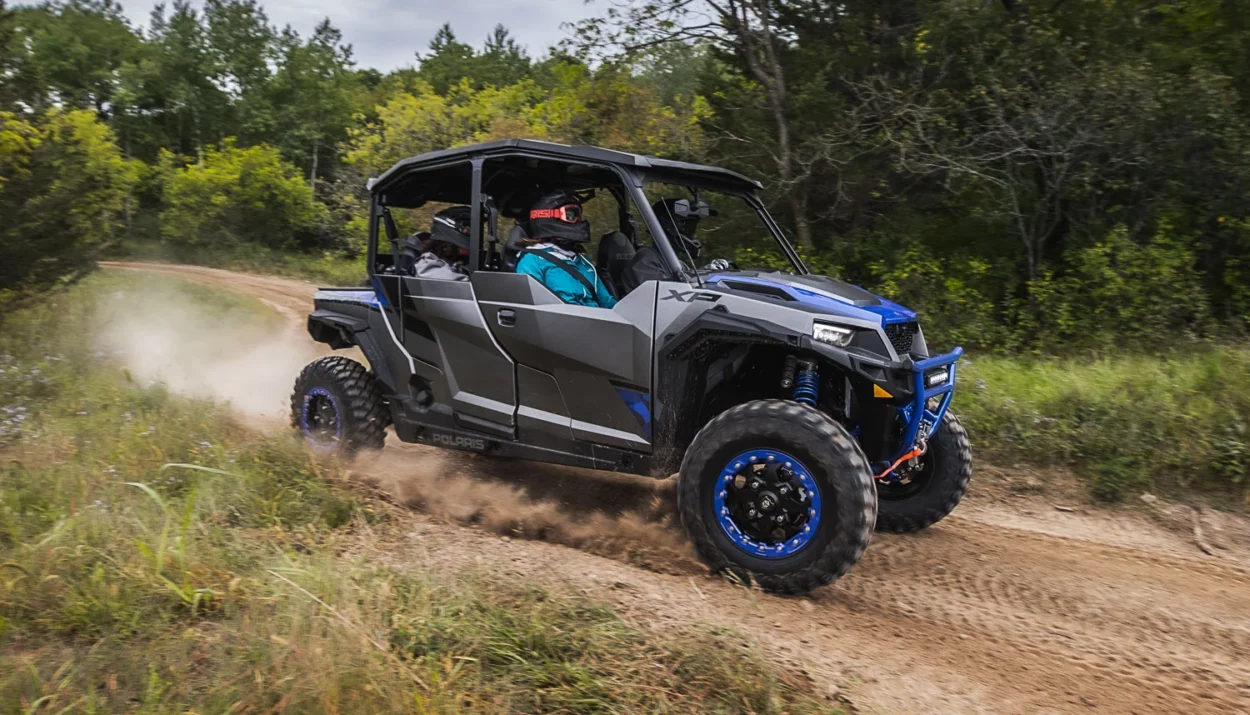 2021-polaris-general--xp-1000-factory-custom-edition-1