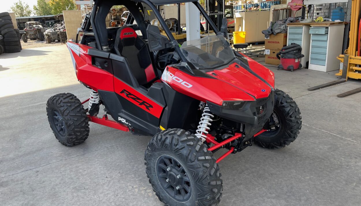 2021-polaris-rzr--rs1-1