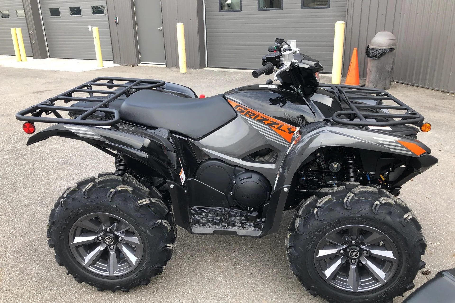 2021-yamaha-grizzly-eps-xt-r-2