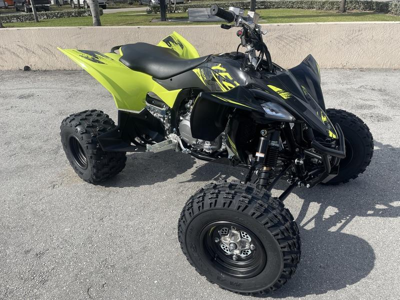 2021-yamaha-yfz-450r-1