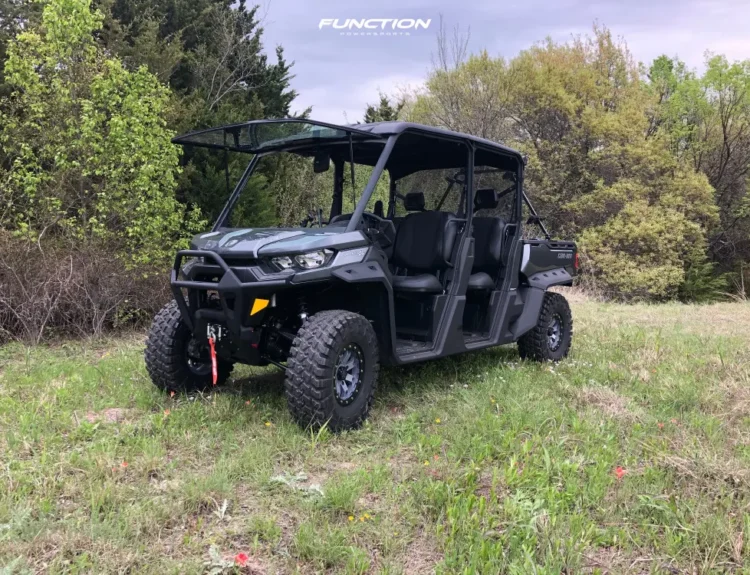 2022-can-am-defender-hd9-1