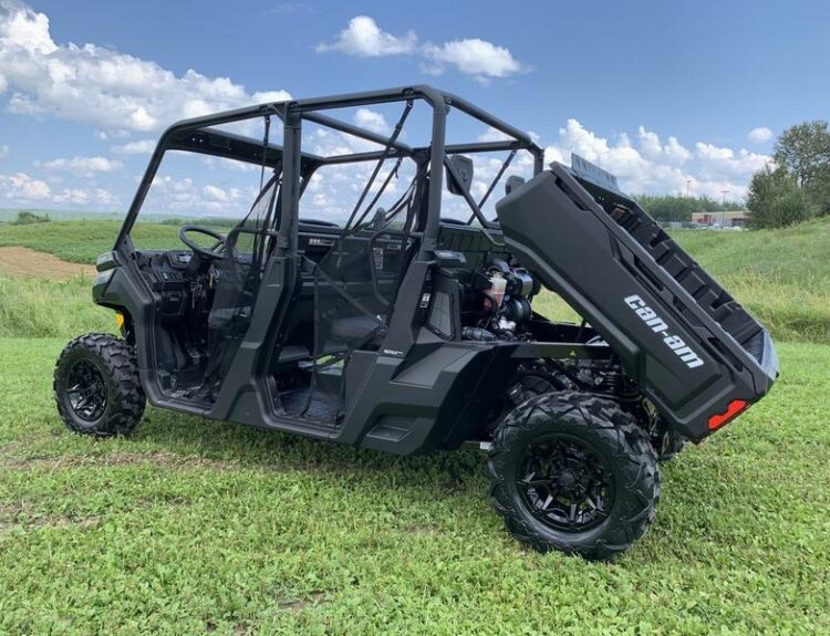 2022-can-am-defender-max-dps-hd9-1