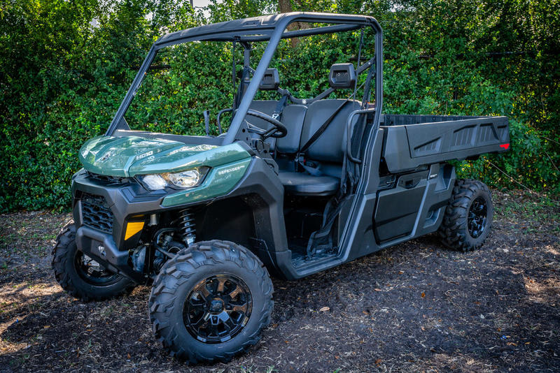 2022-can-am-defender-pro-dps-hd10-1