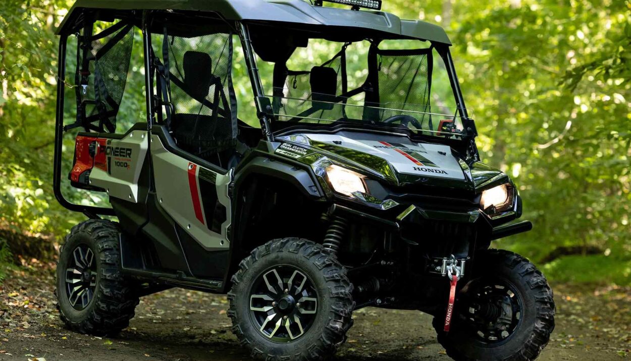 2022-honda-pioneer-1000-trail-1