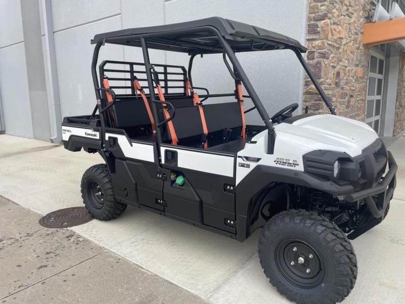 2022-kawasaki-mule--pro-dxt--diesel-eps-fe-1