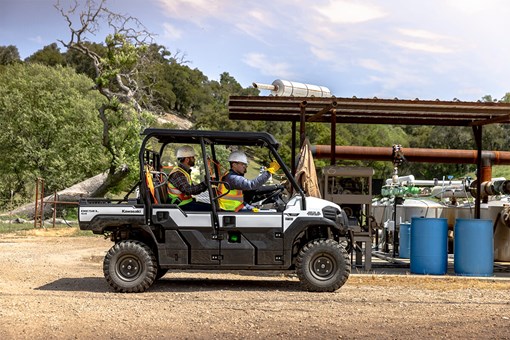 2022-kawasaki-mule-pro-dxt-diesel-eps-fe-2