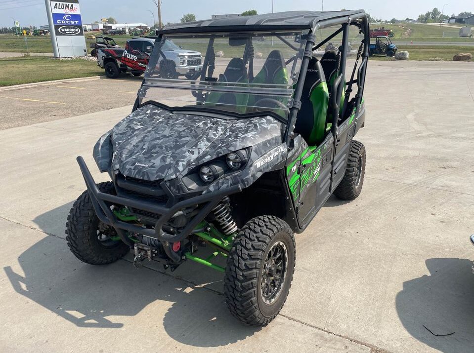 2022-kawasaki-teryx4--s-le-1
