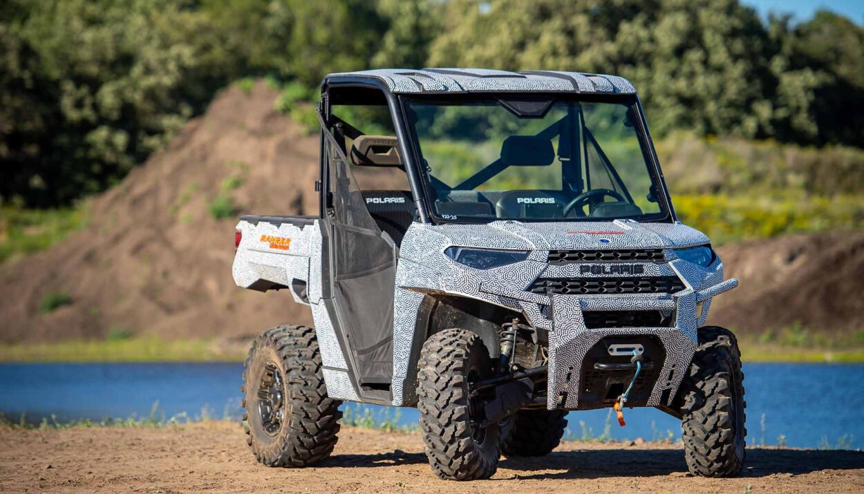 2022-polaris-ranger--ev-1