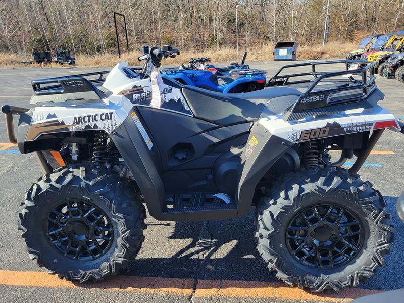 2023-arctic-cat-alterra-600-black-hills-edition-2