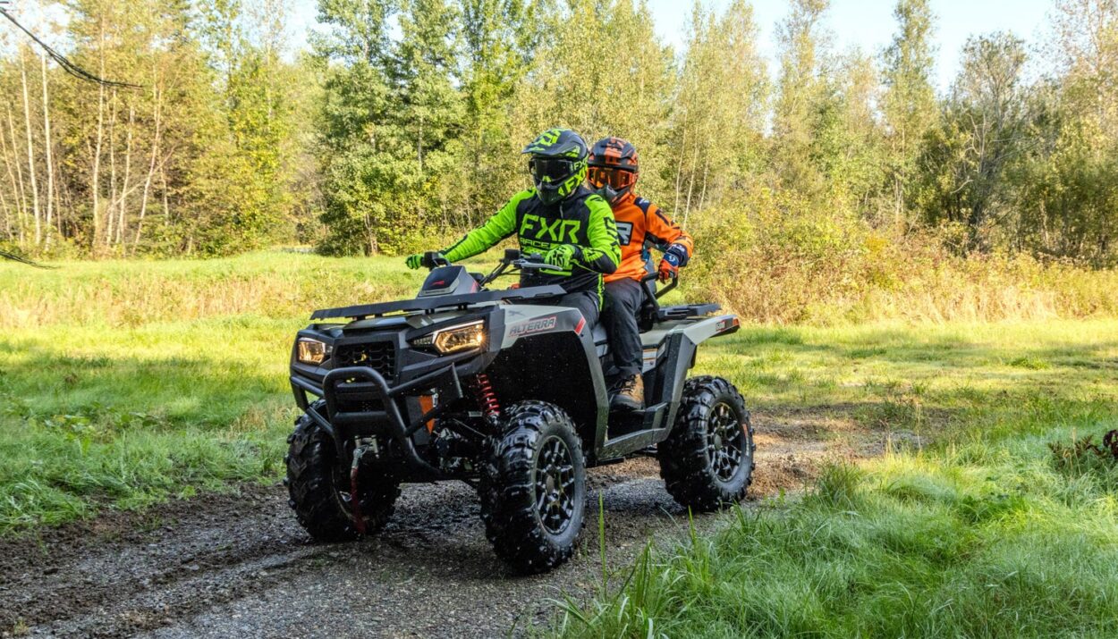 2023-arctic-cat-alterra-600-trv-ltd-1