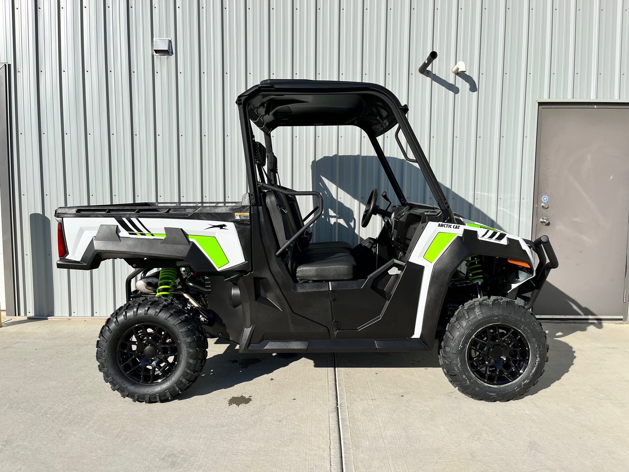 2023-arctic-cat-prowler-pro-xt-2
