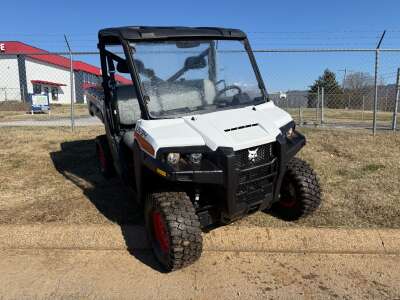 2023-bobcat-uv34-diesel-base-1