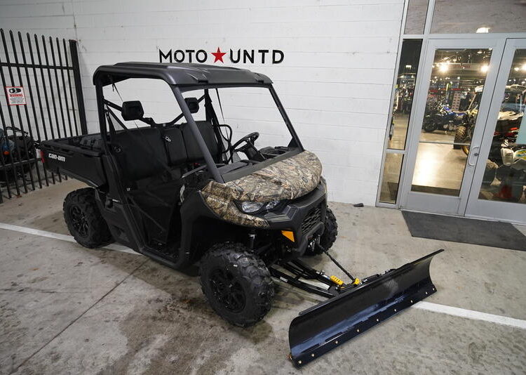 2023-can-am-defender-dps-hd7-1