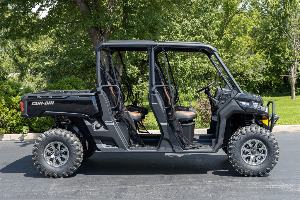 2023-can-am-defender-max-lone-star-2