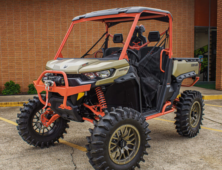 2023-can-am-defender-x-mr-hd10-1