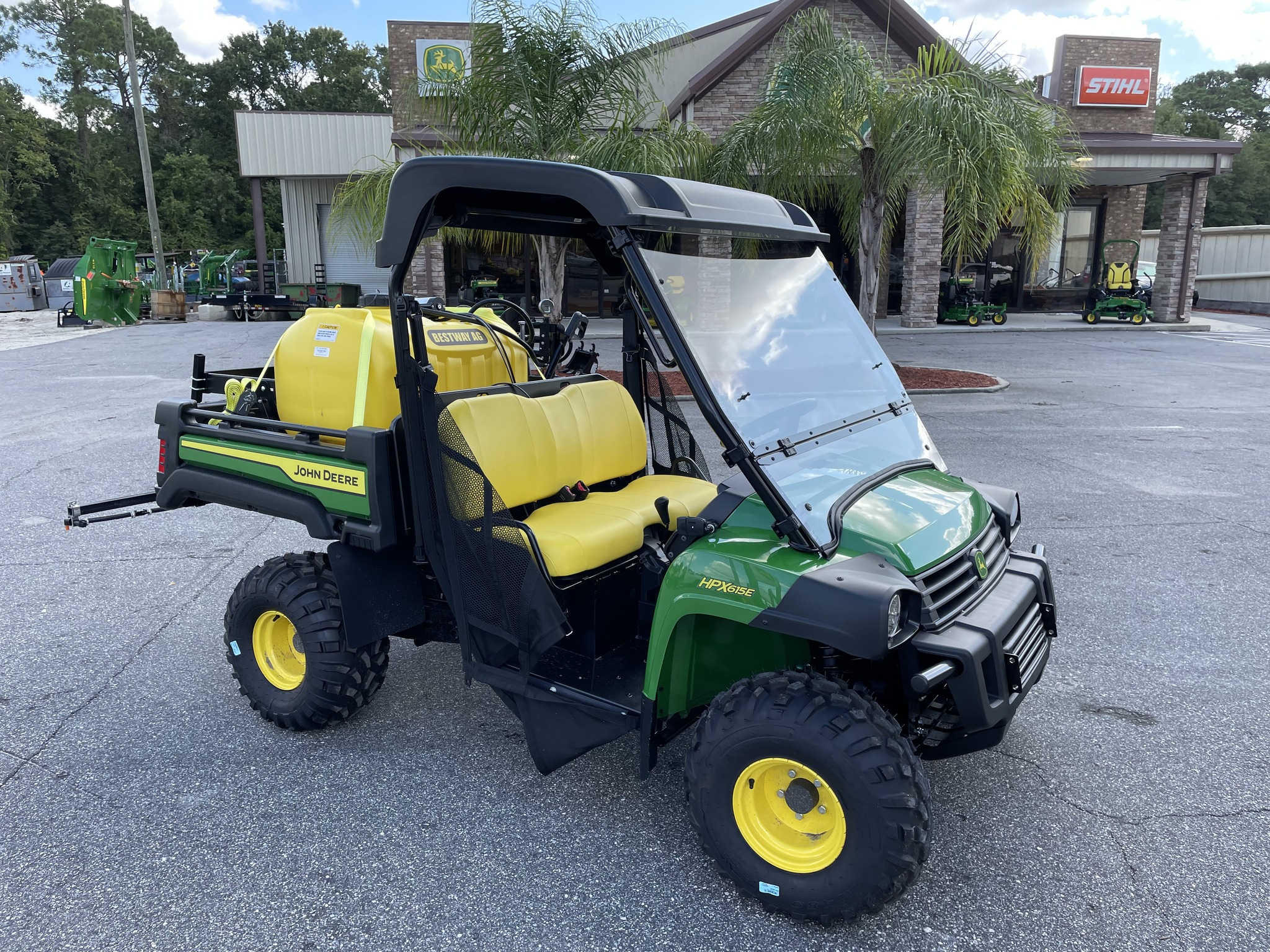 2023-john-deere-gator-hpx-615e-2