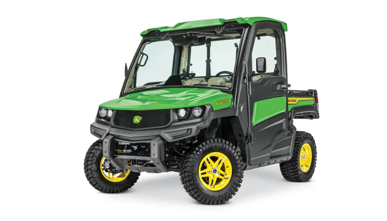 2023-john-deere-gator--xuv835e-base-1