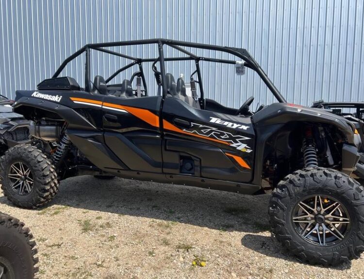 2023-kawasaki-teryx--krx-4-1000-es-1