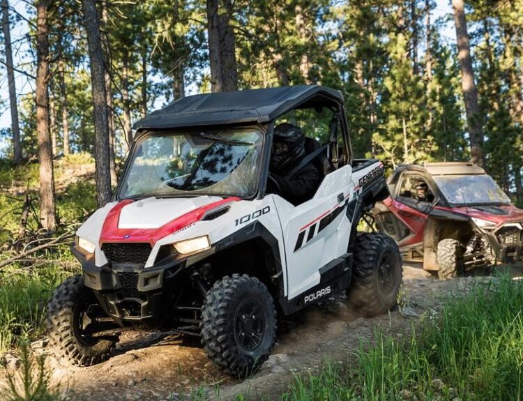 2023-polaris-general--1000-sport-1