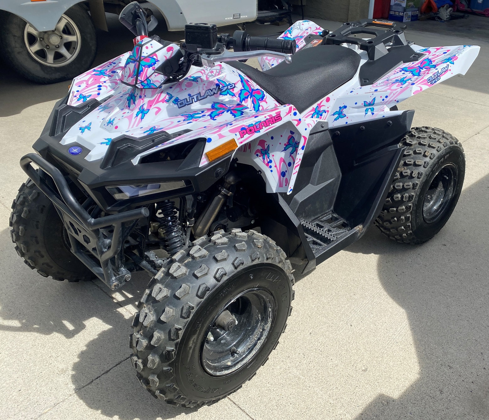 2023-polaris-outlaw-70-efi-2