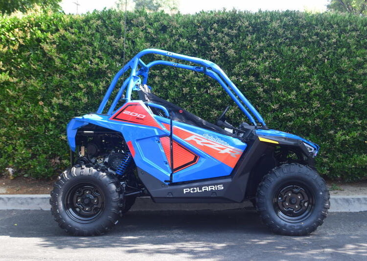 2023-polaris-rzr--200-efi-troy-lee-designs-1