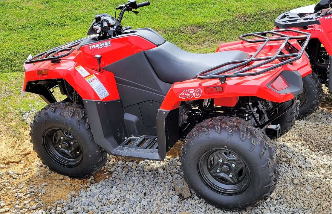 2023-tracker-off-road-450-4x4-1