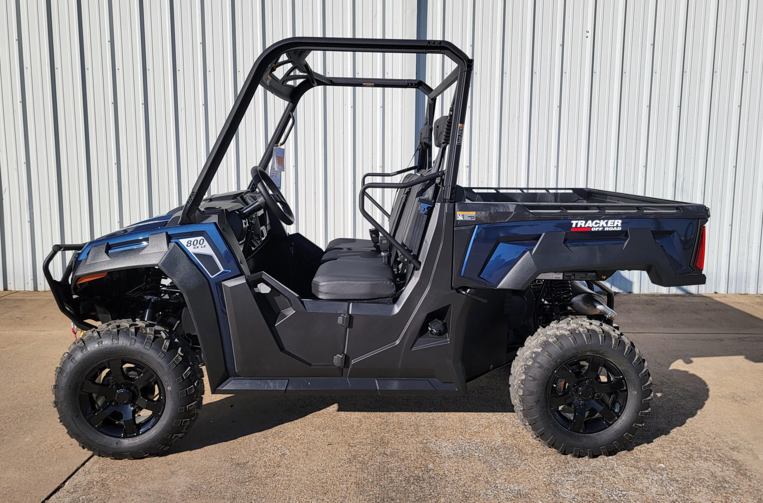 2023-tracker-off-road-800-sx-le-2-scaled