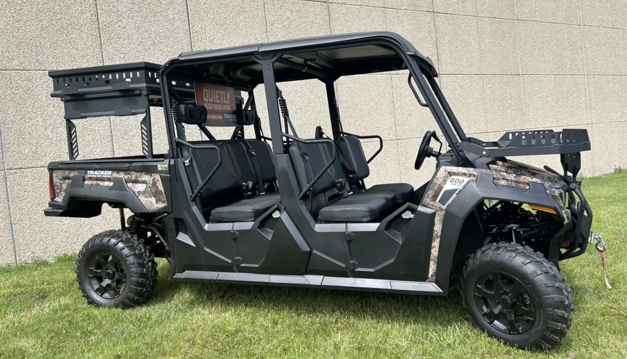2023-tracker-off-road-800-sx-waterfowl-crew-1