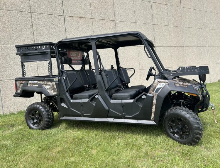2023-tracker-off-road-800-sx-waterfowl-crew-1