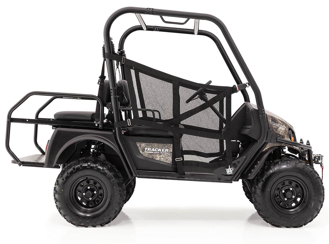 2023-tracker-off-road-ev-is-2